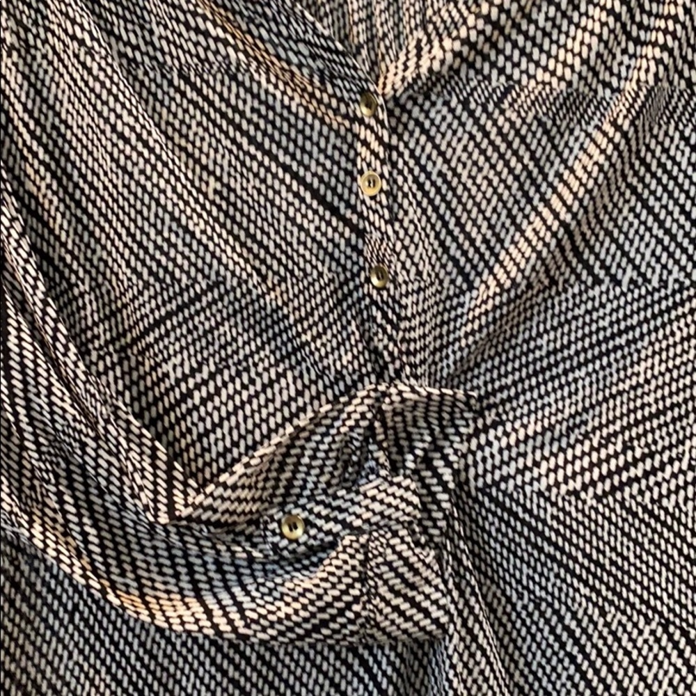 Light blouse - Picture 2 of 2